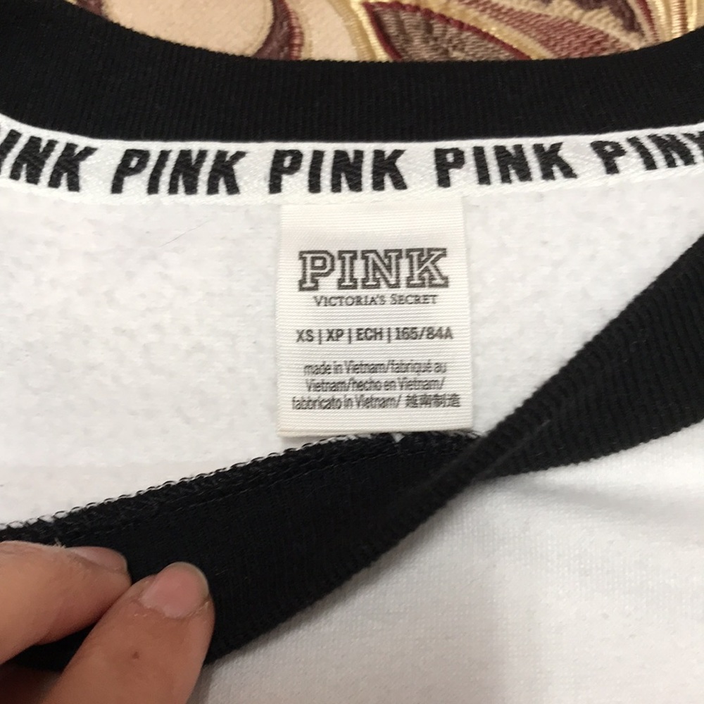 Pink Victoria’s Secret leopard long sleeve xsmall - Picture 14 of 17